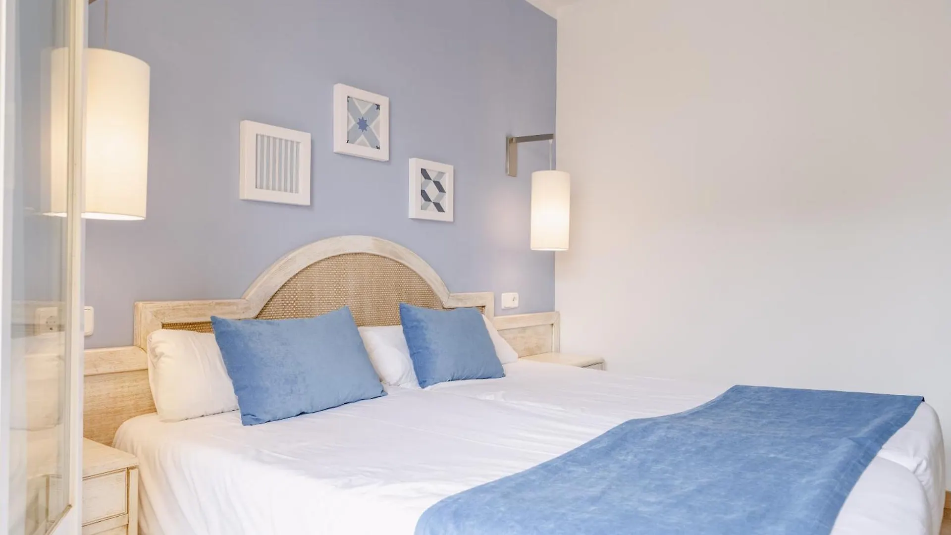 Guest house Hostal Hpc Porto Colom
